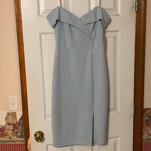 NWT Stunning Off the Shoulder Body-con Dress